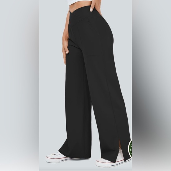 HALARA Black DayStretch Crossover Pocket Hem Wide
Leg Yoga Pants - Picture 4 of 7